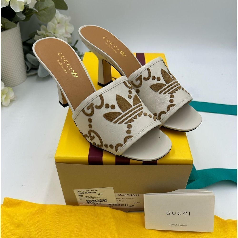 Women’s Gucci X Adidas, slide sandals, size 37.5 made in Italy - Picture 2 of 9